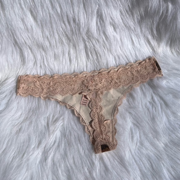 3/$30 NWT Metallic Victoria’s Secret Thong - Picture 3 of 4